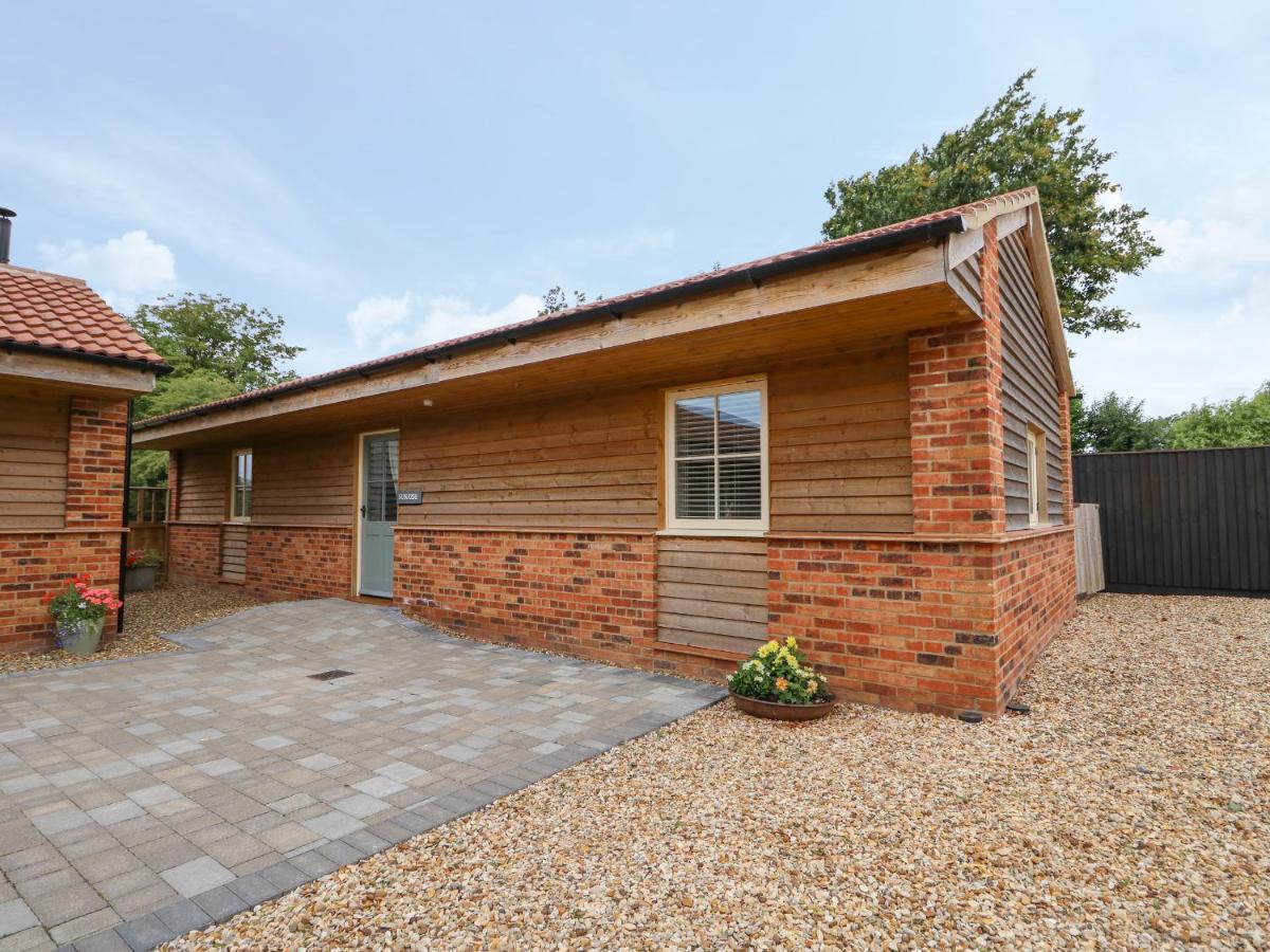Villa Sunrise Stable à Spalding Extérieur photo